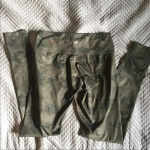 Camo lululemon leggings